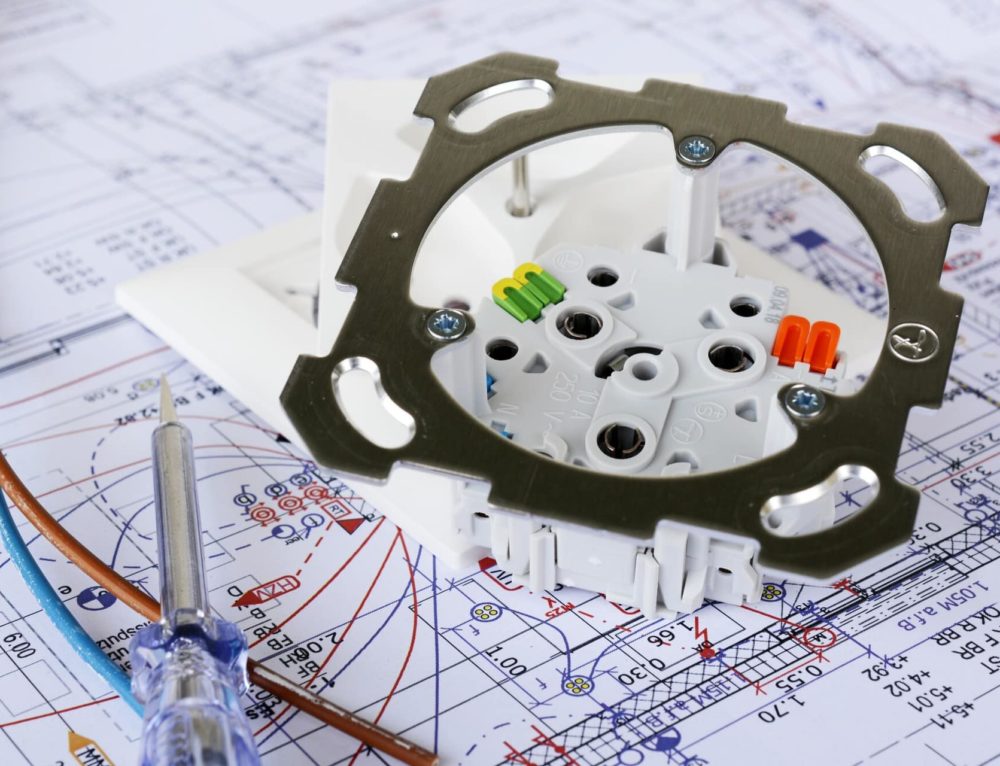 What is Dynamic Braking and How Does It Work in a DC Motor Brake?